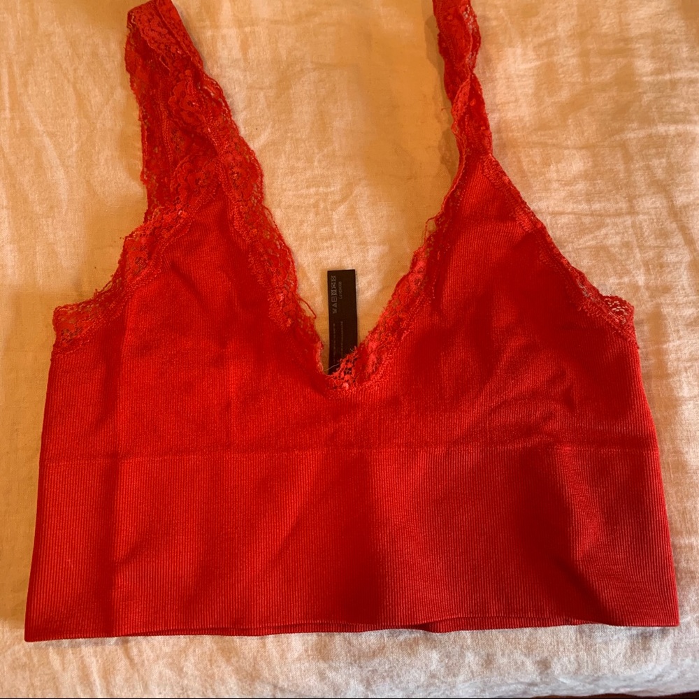 Cropped bra top
